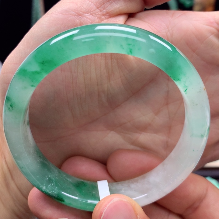 石英质玉手镯合金茉*花