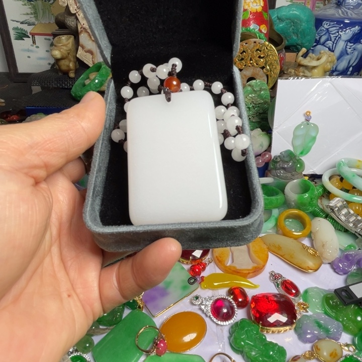 滴血莲花菩提吊坠