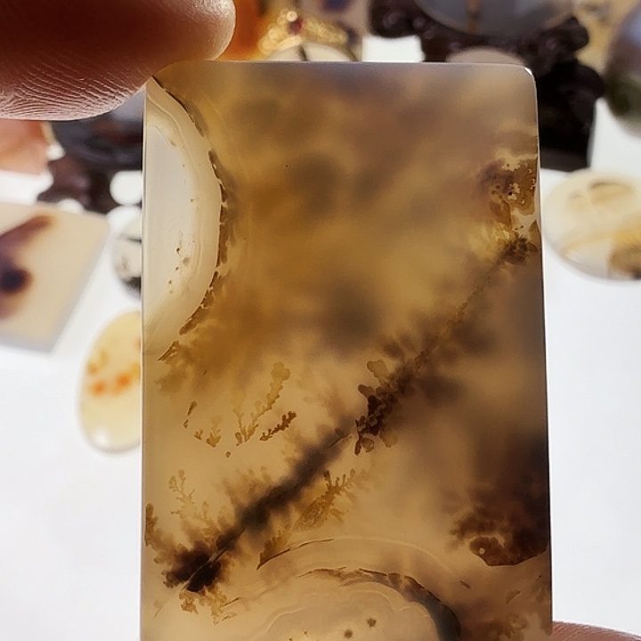 玛瑙/玉髓未镶嵌珠宝半成品