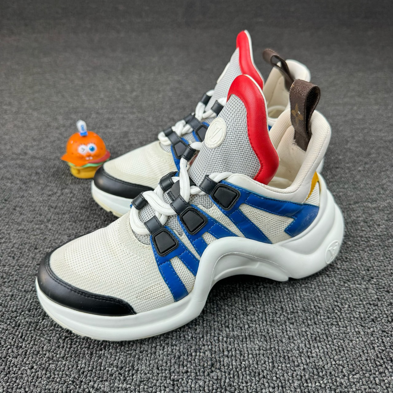 95新 LouisVuitton/路易威登 Archlight白蓝老爹鞋 尺码：35 HB725