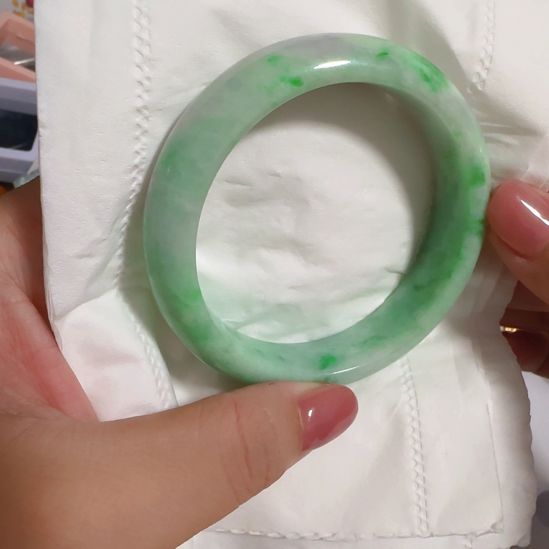 小***暖翡翠未镶嵌手镯翡翠880
