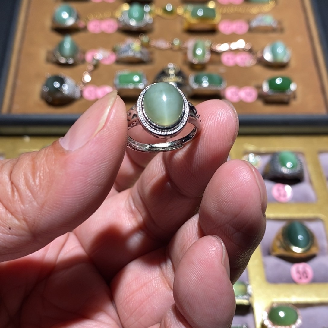 和田玉（碧玉）戒指未镶嵌