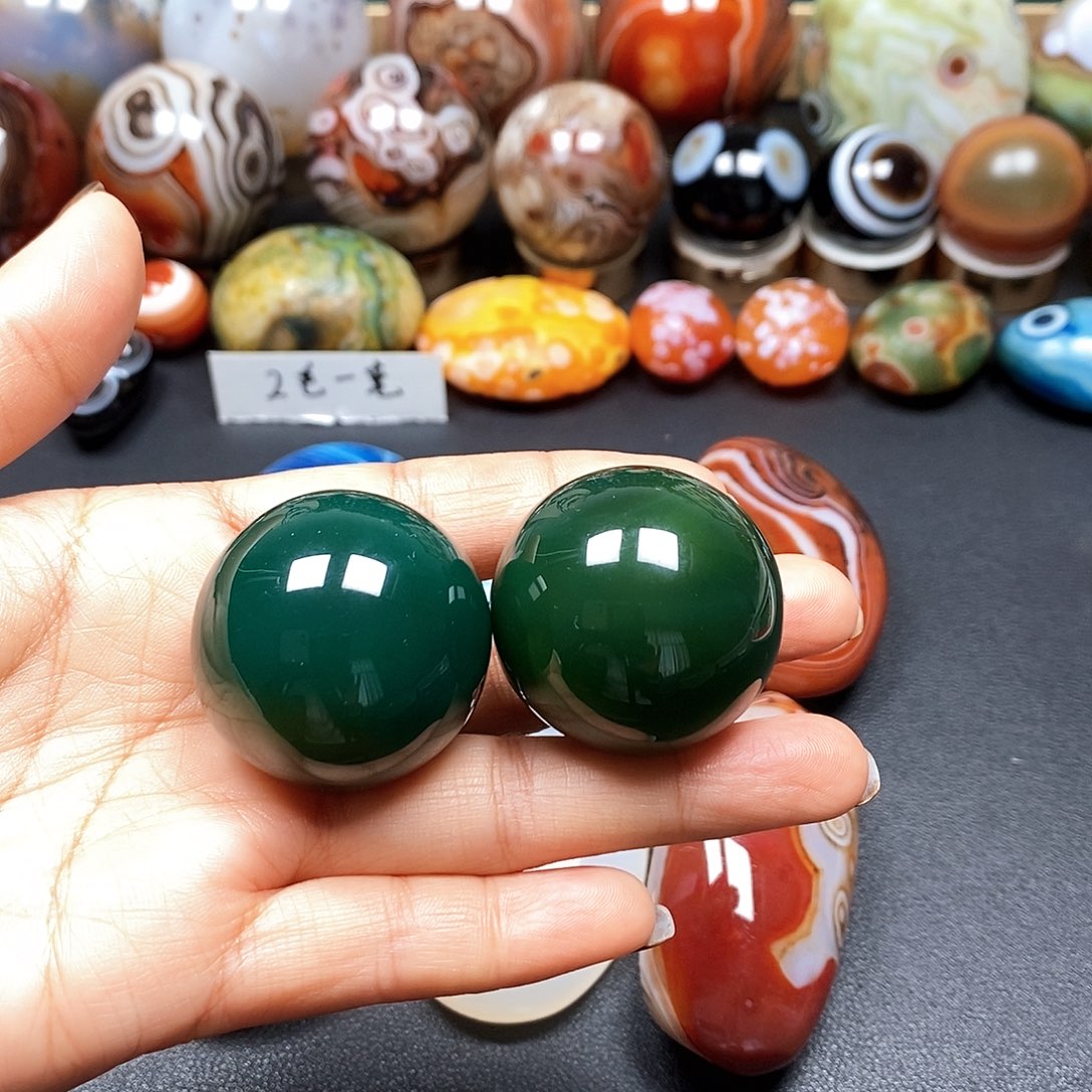 未镶嵌两毛玛瑙/玉髓