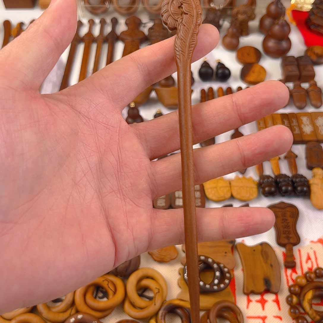 木枣木羽毛攒包邮