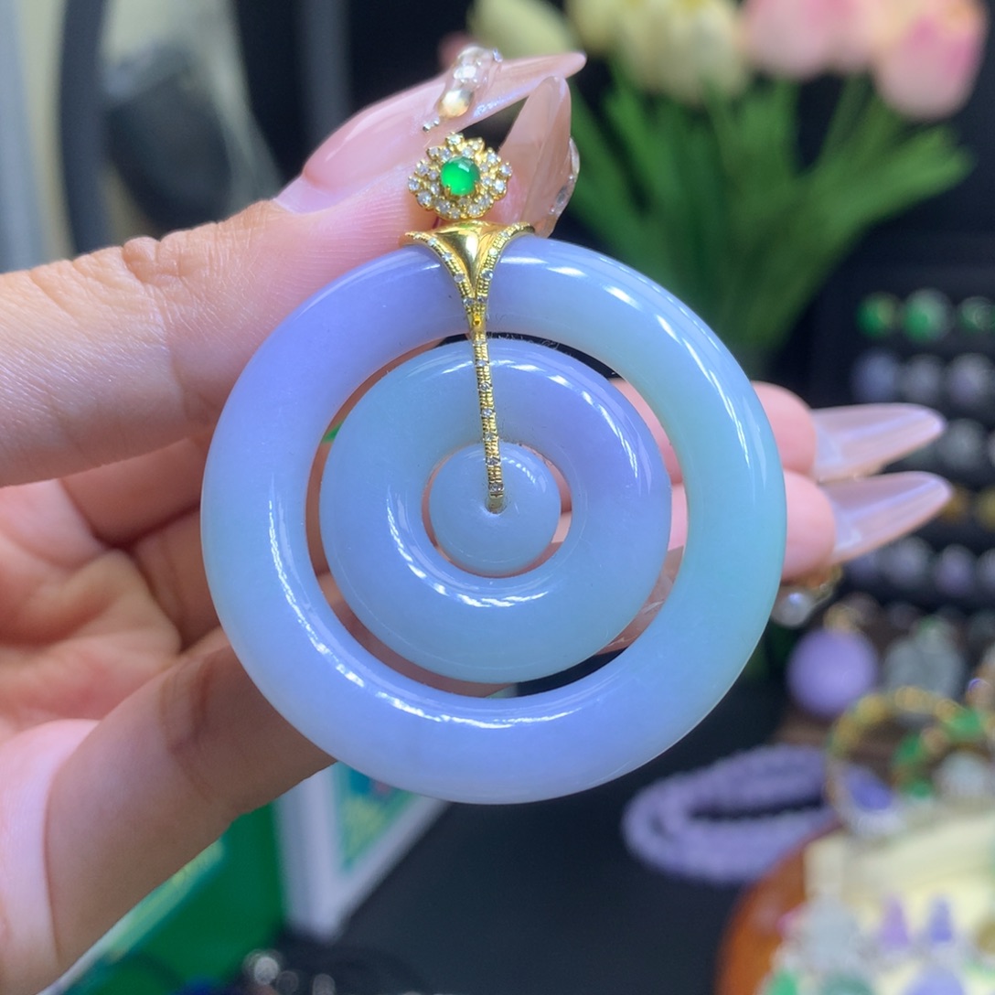 翡翠18K金镶嵌颈饰天然