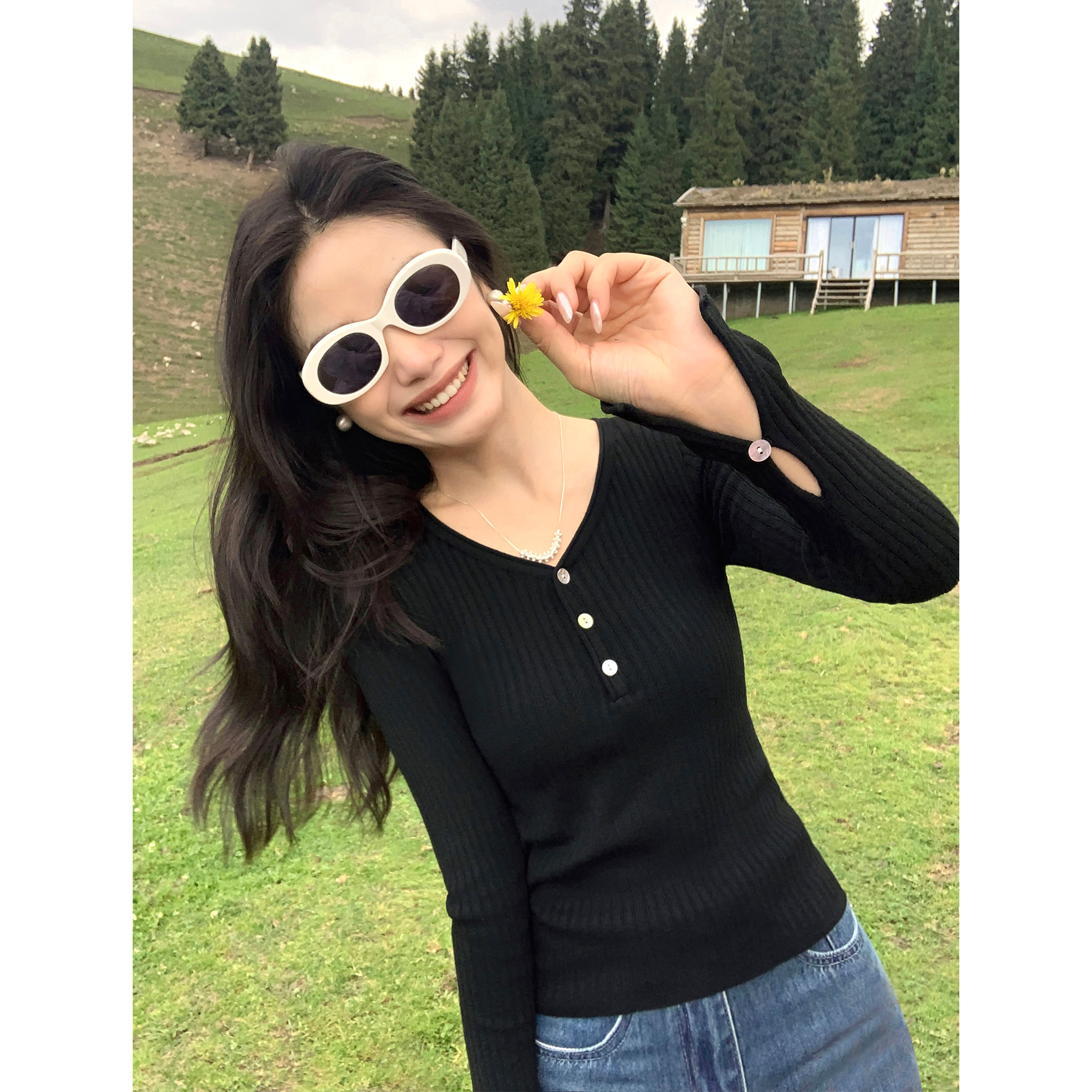 pusumede 南法悠假V领长袖打底针织衫女气质喇叭袖修身PSM16730-D