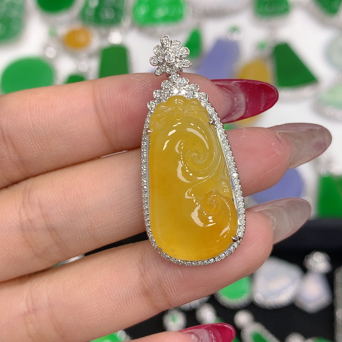 翡翠颈饰18K金镶嵌111111111