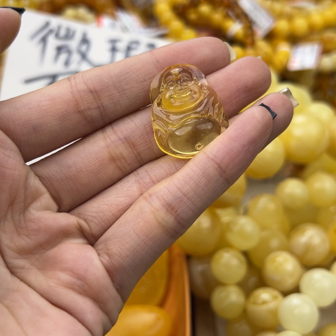 琥珀珠宝奇石未镶嵌