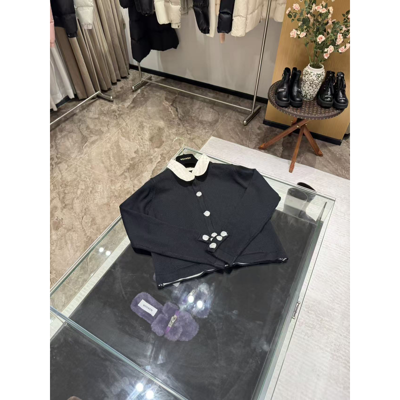 WW2025新款女士时尚黑色长袖翻领毛衣W202062