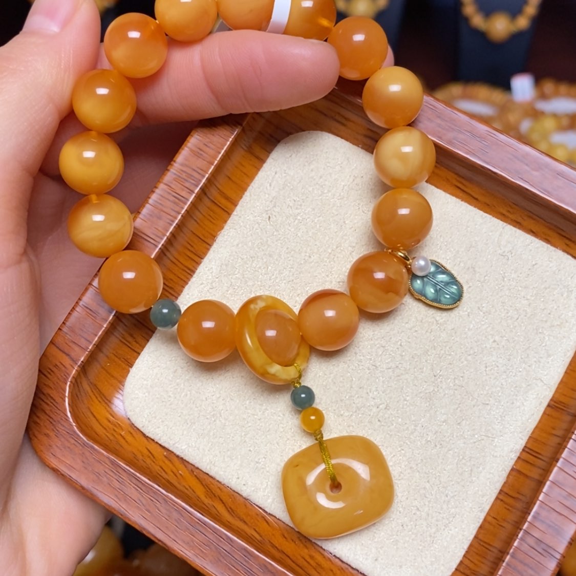 【闪购商品】未镶嵌蜜蜡手链手串