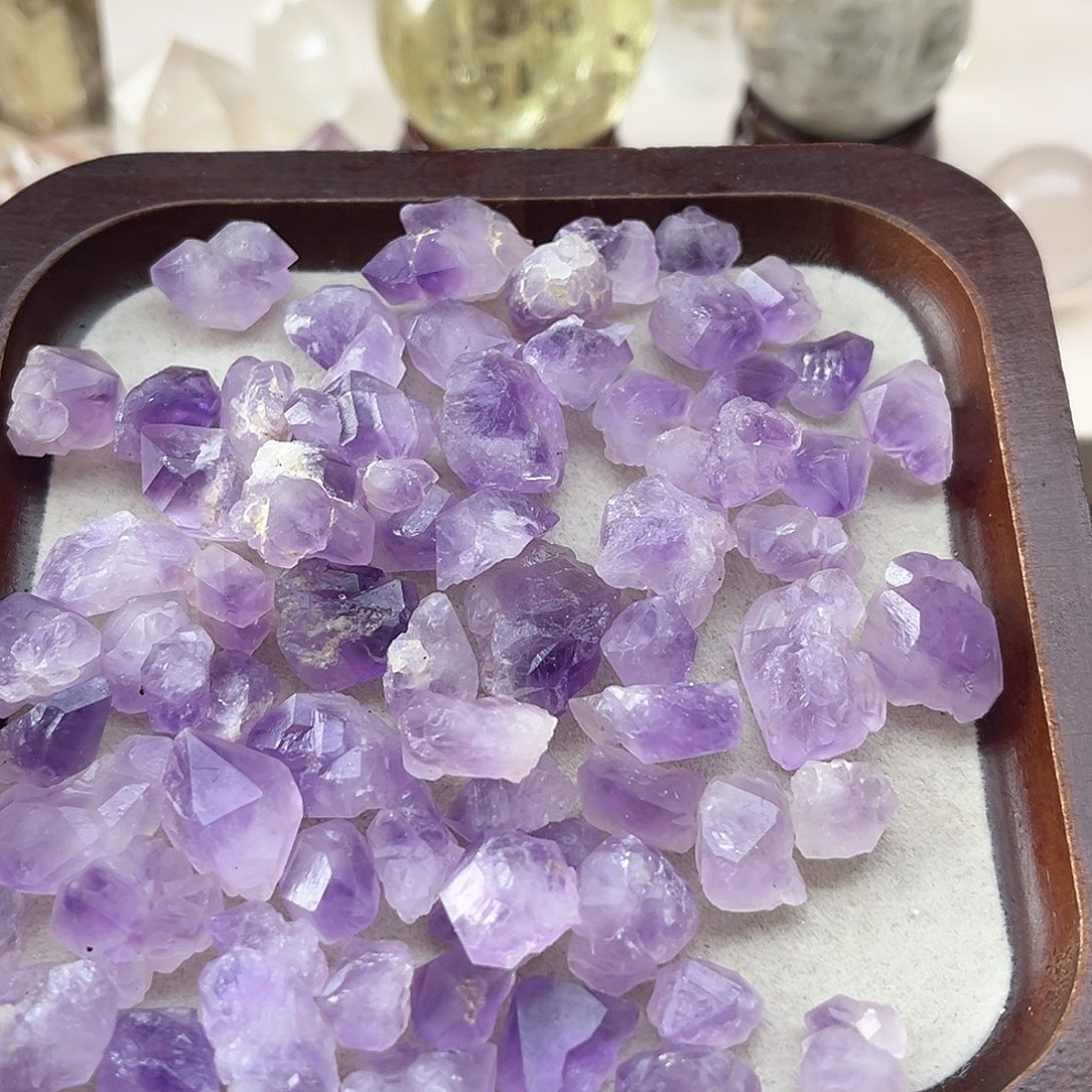 未镶嵌水晶珠宝半成品105紫水晶碎石