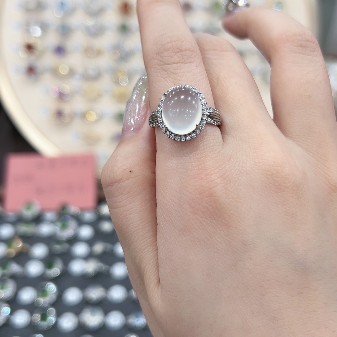 蛇纹石玉戒指银S925镶嵌没***事