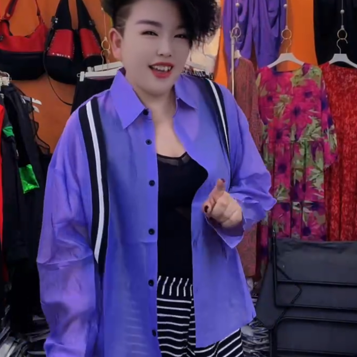 时尚洋气彩色衬衫