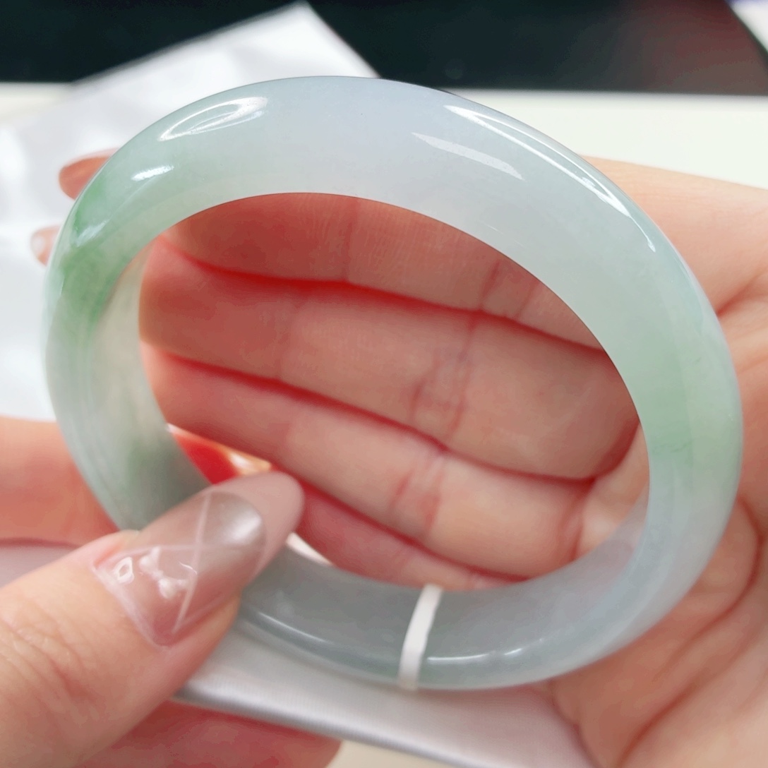 翡翠未镶嵌手镯58.2x535