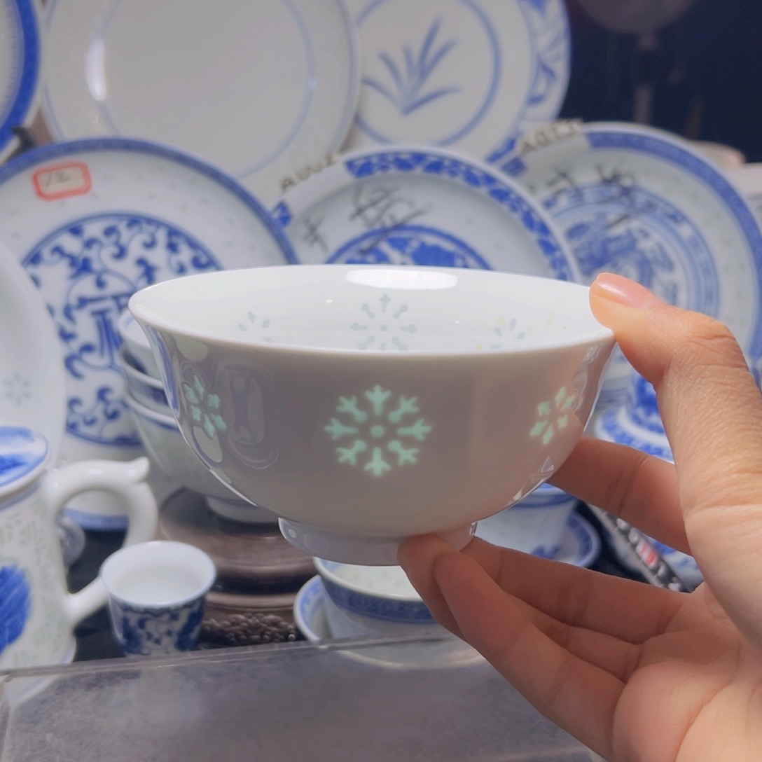碗素玲珑雕塑雪花五寸饭碗