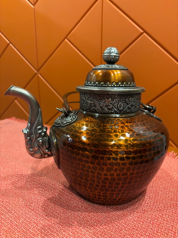 精选藏式纯紫铜龙嘴壶