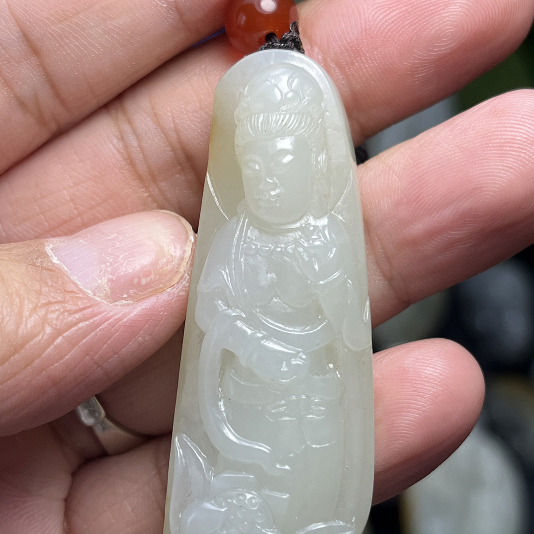 和田玉观音，白肉