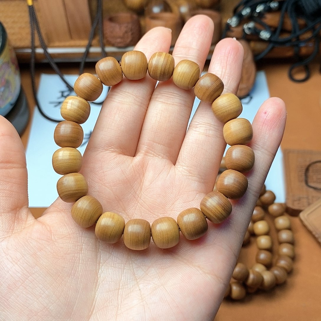 檀香木手串/手链10*11横纹手串