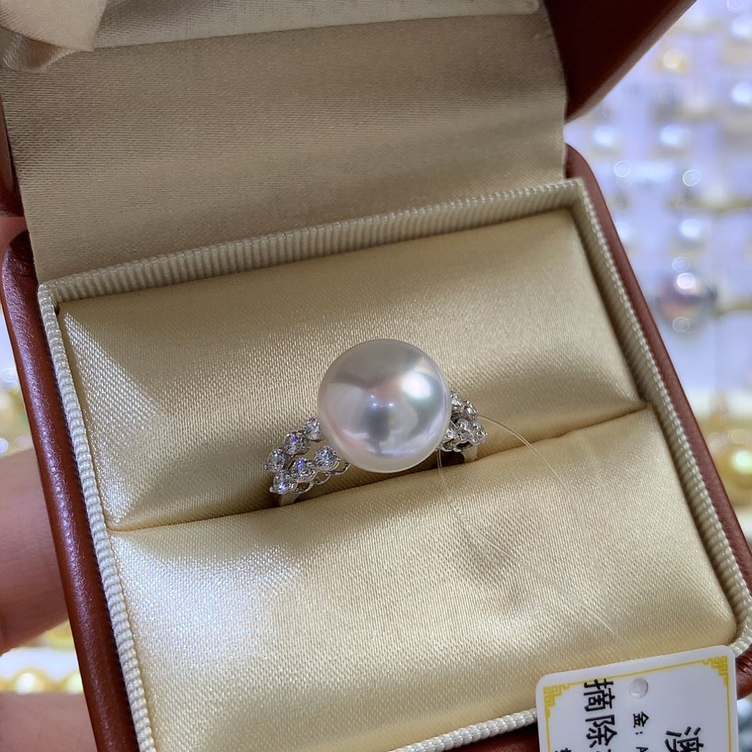 海水珍珠戒指18K金镶嵌12/13mm澳白