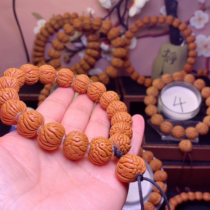 桃核手串老****宴龙纹桃核