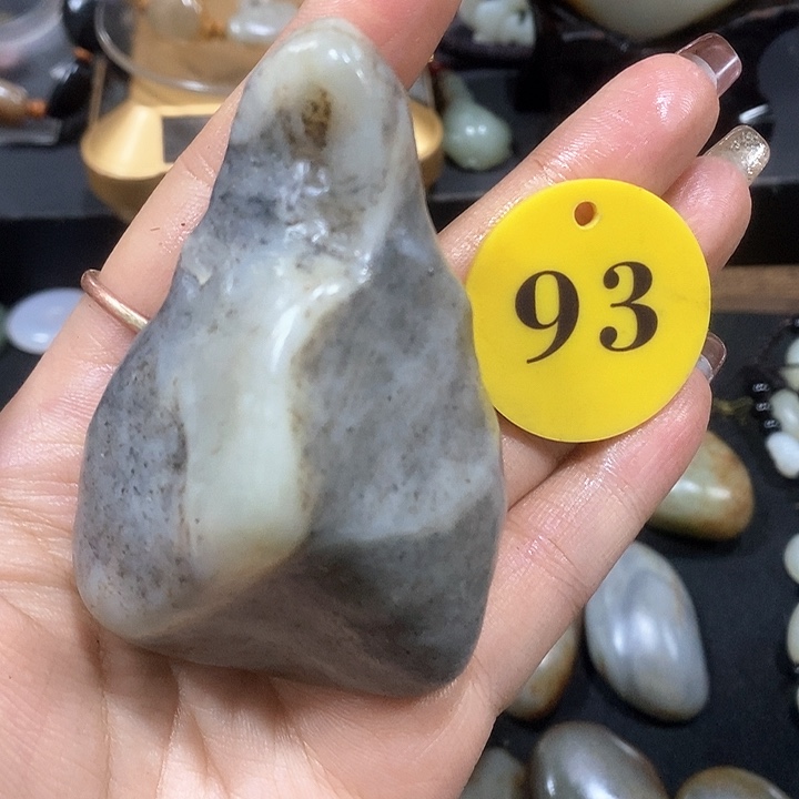 未镶嵌和田玉（糖玉）挂件