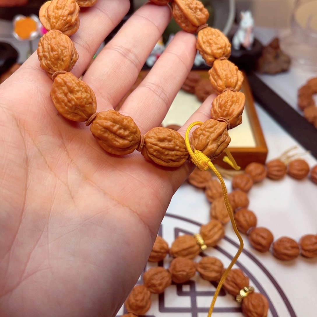 文玩核桃手串蛤蟆头