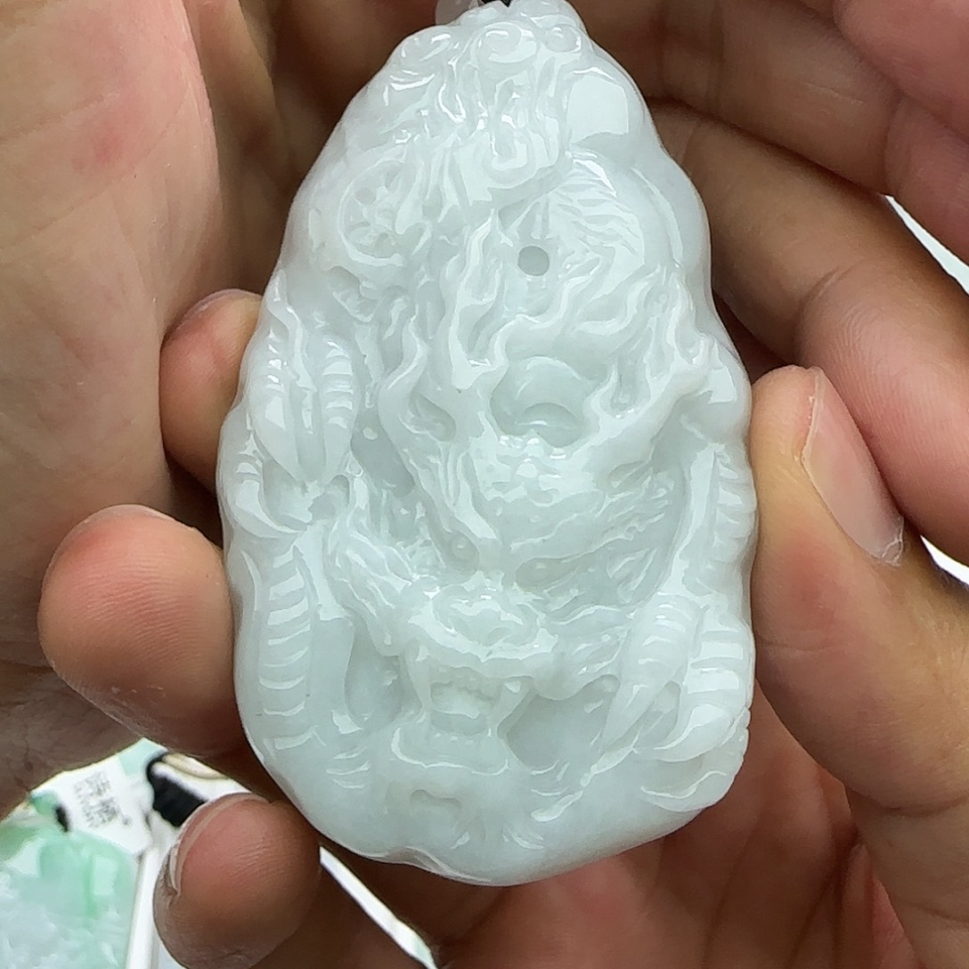 9***滔翡翠未镶嵌颈饰翡翠