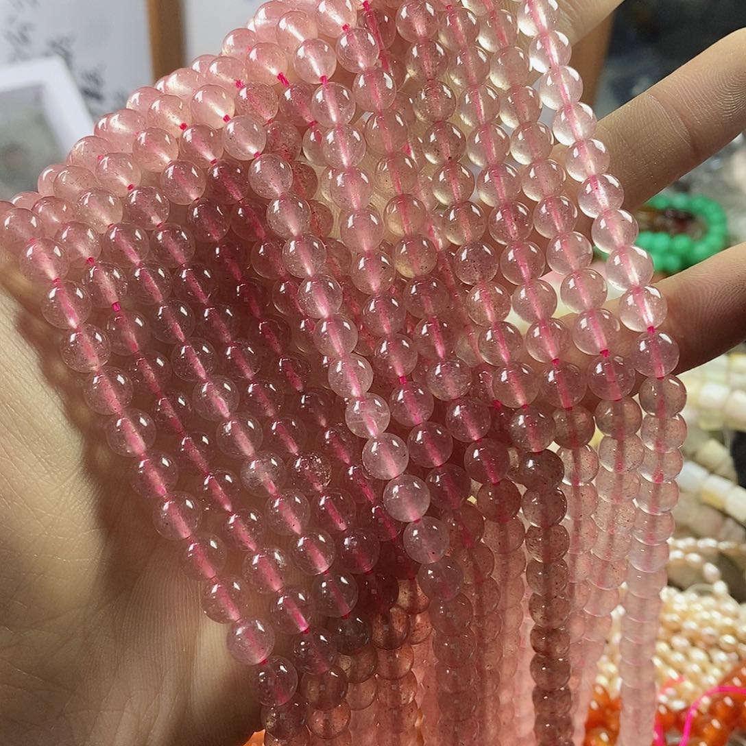 玛瑙/玉髓珠宝半成品未镶嵌一条天然6.7mm草莓晶圆珠A级