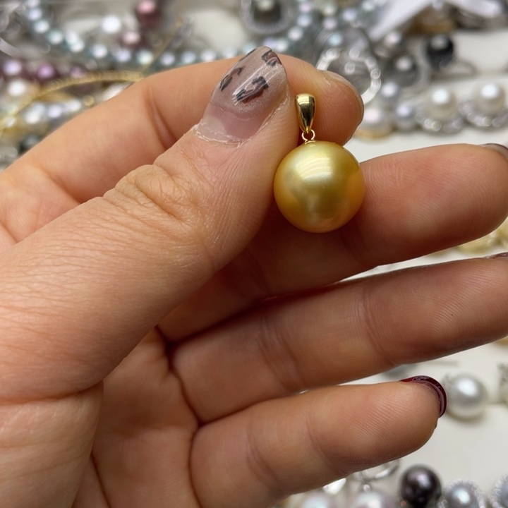 海水珍珠吊坠(不含链)18K金镶嵌