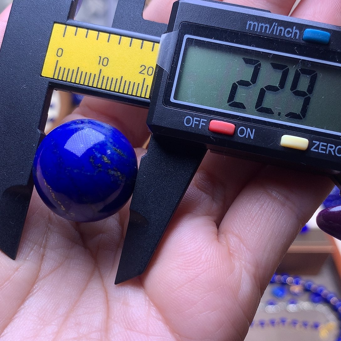 青金石未镶嵌22.9m