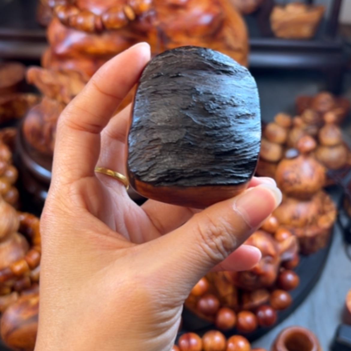 【闪购商品】松木（琥珀木）把件
