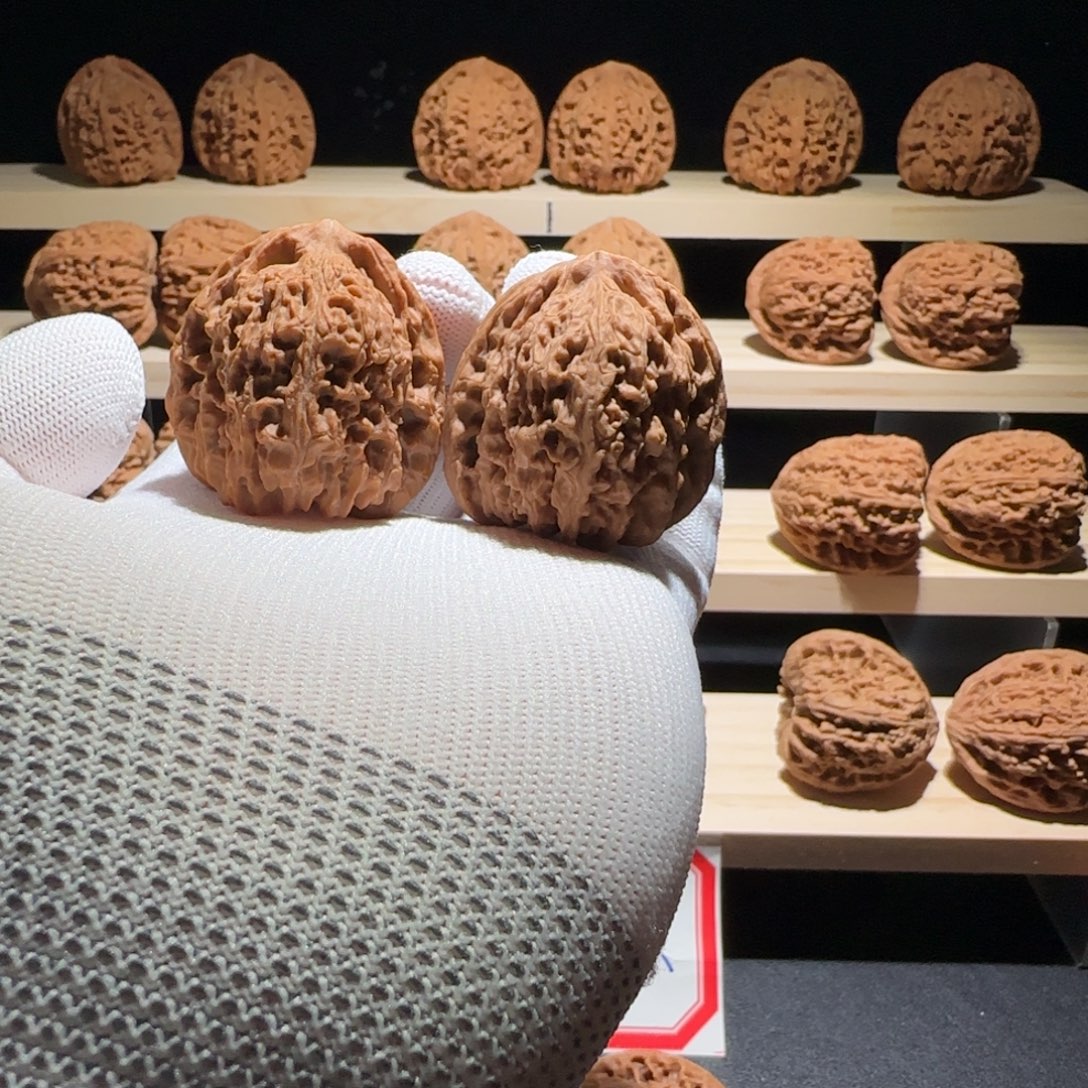 吊坠文玩核桃39炮弹奥迪