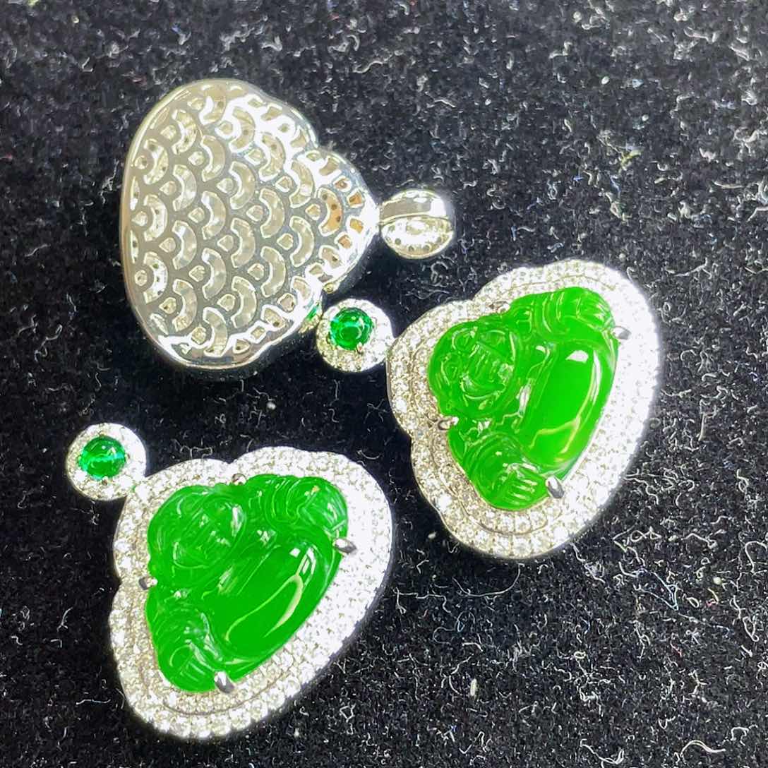 翡翠吊坠(不含链)未镶嵌