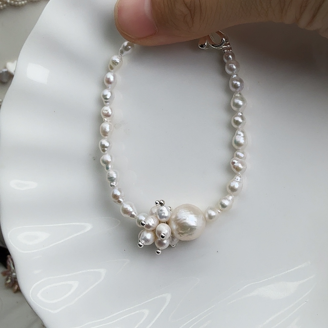 颈饰淡水珍珠未镶嵌