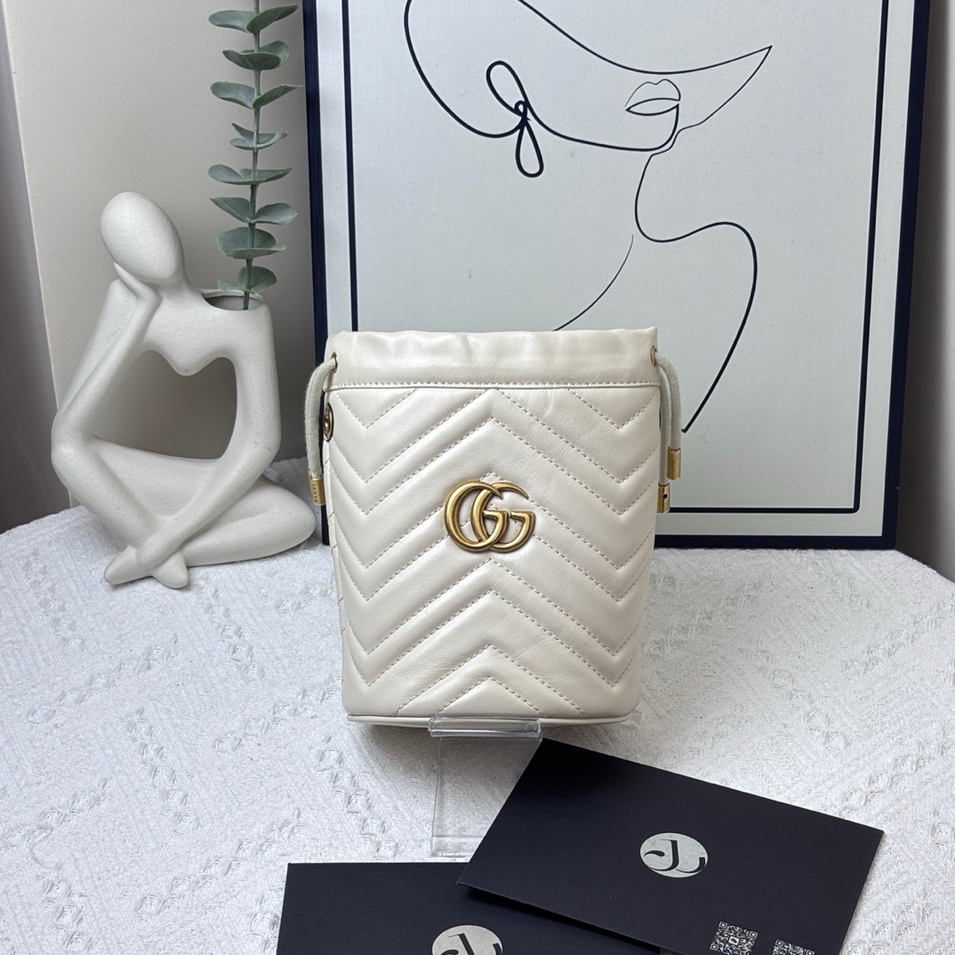 95新 GUCCI/古驰 水桶白色/JW8495