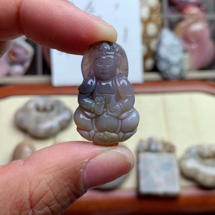 硅化珊瑚（珊瑚玉）颈饰未镶嵌