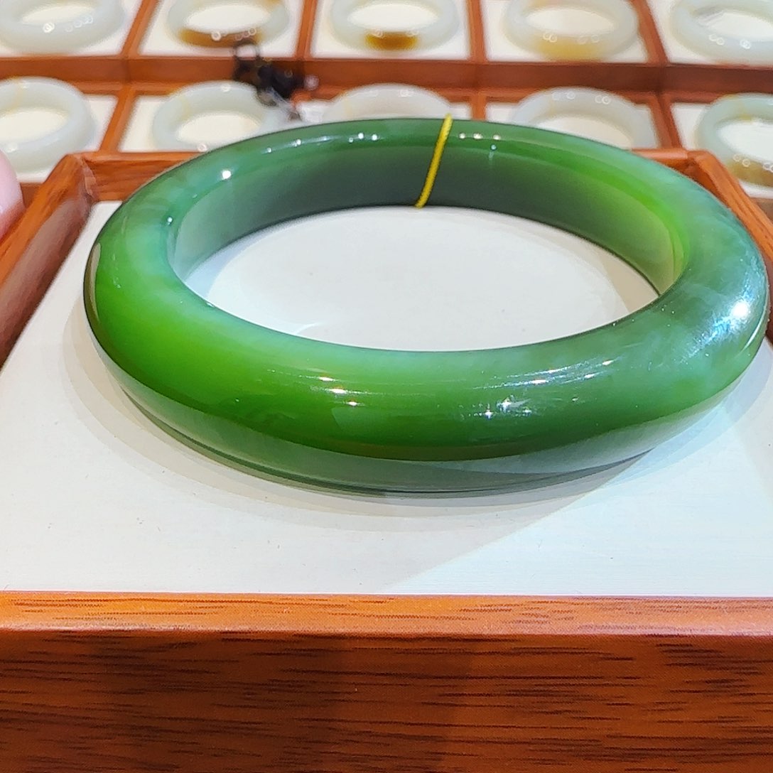 和田玉手镯未镶嵌老坑俄碧猫眼辣绿57 58 59