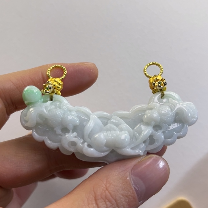 翡翠吊坠(赠链)未镶嵌代编织