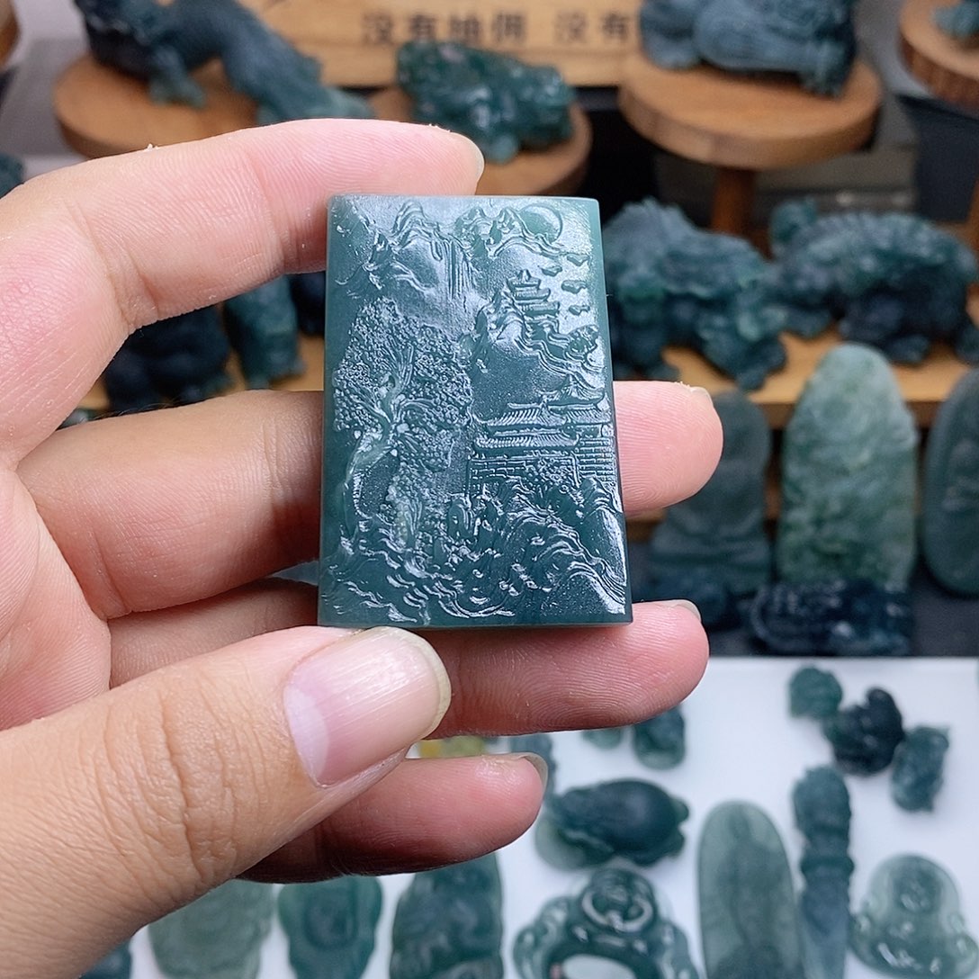 定制翡翠未镶嵌山水