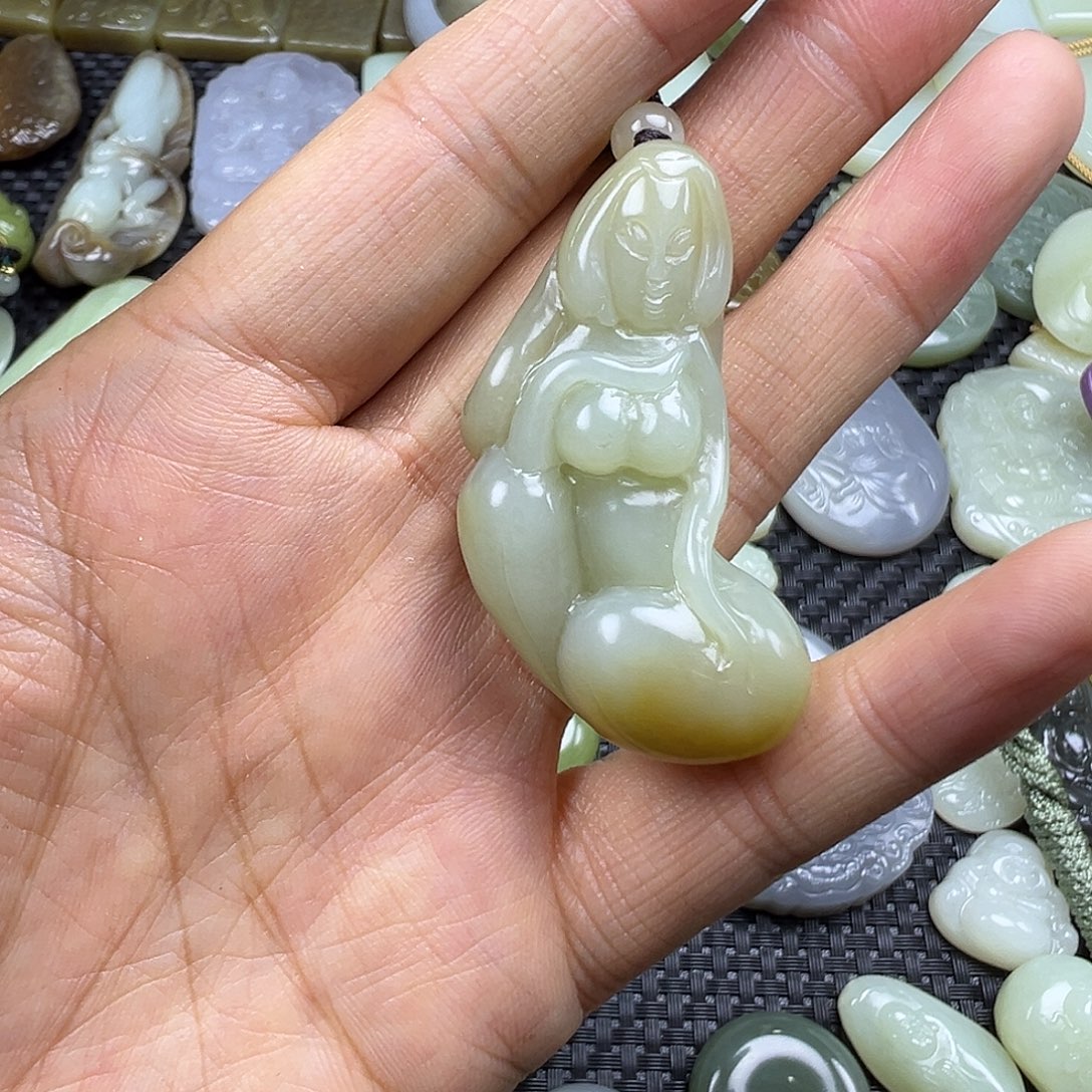 和田玉未镶嵌颈饰卡48.5