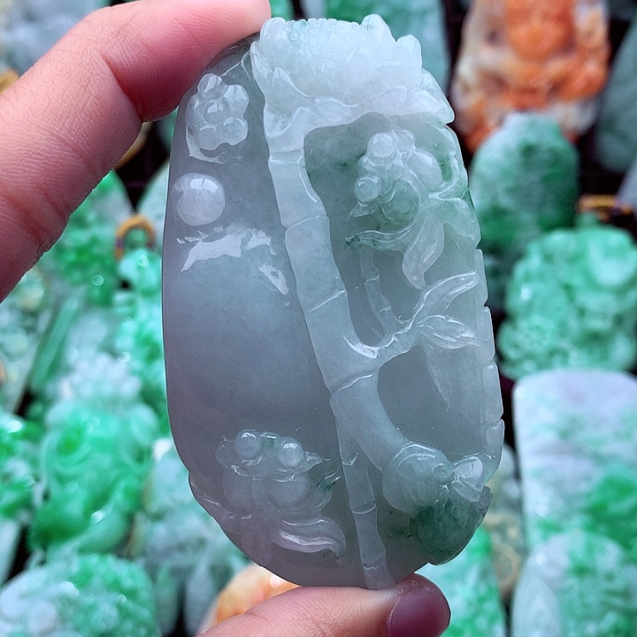 翡翠吊坠(不含链)未镶嵌