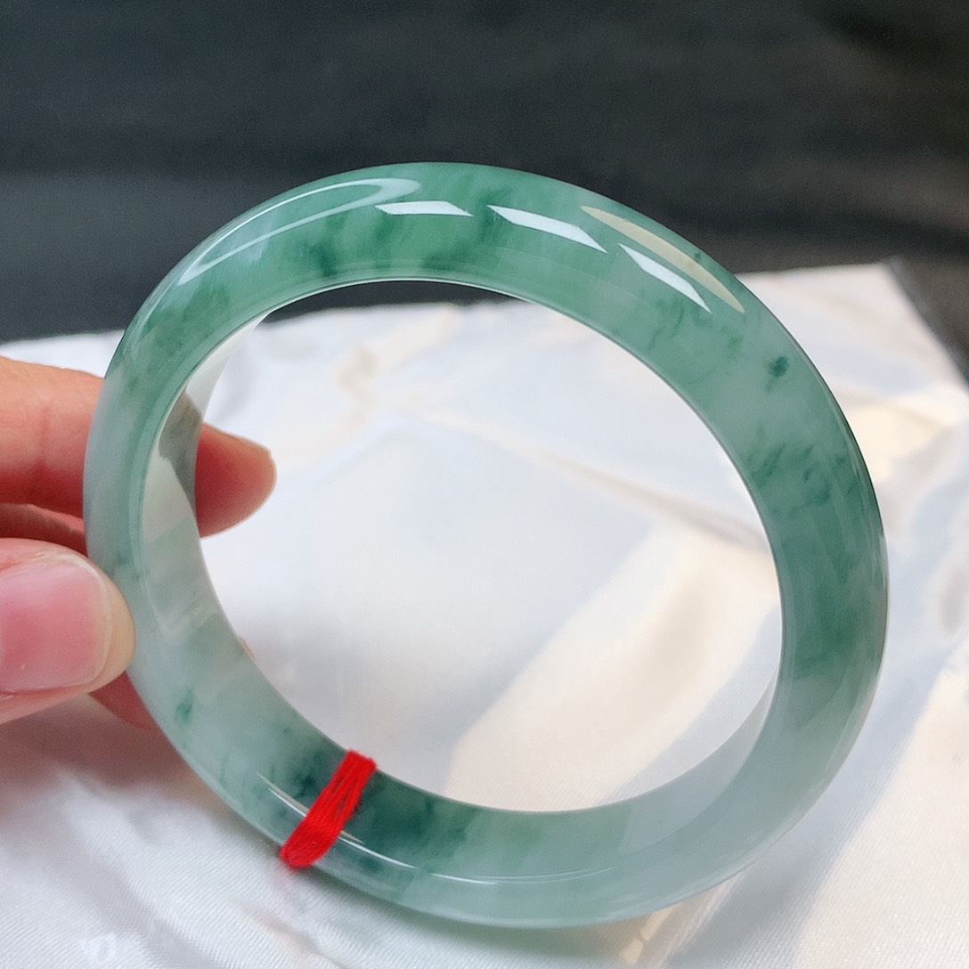 翡翠手镯未镶嵌40号