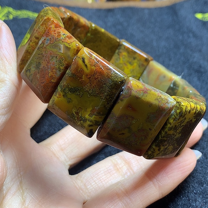 玛瑙/玉髓未镶嵌战国红手牌