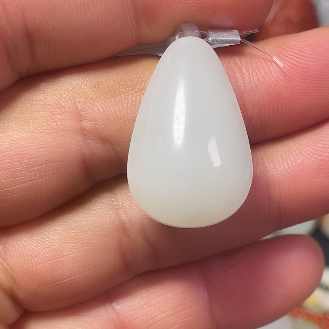 和田玉未镶嵌颈饰吊坠