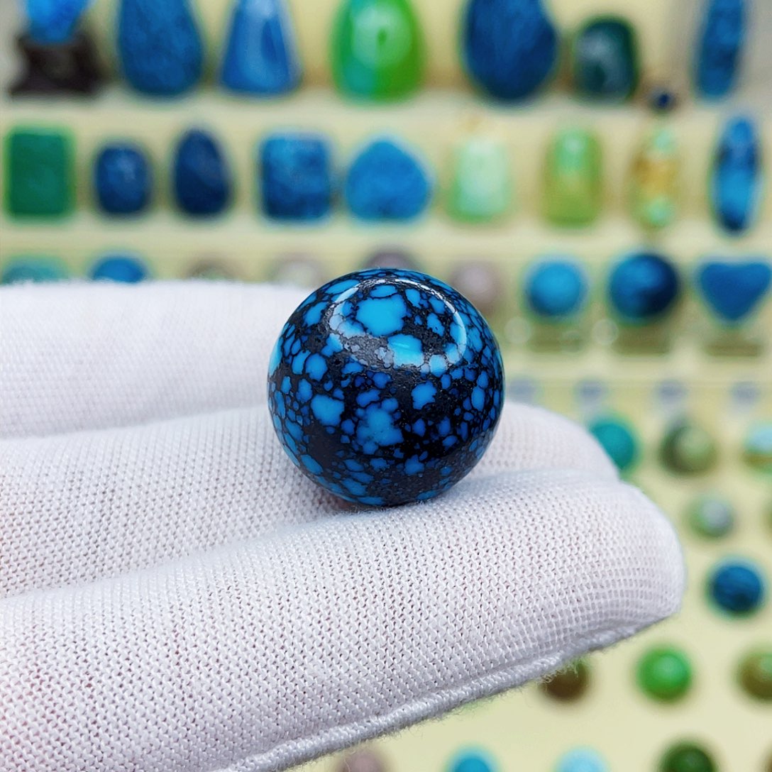 绿松石绿松石未镶嵌