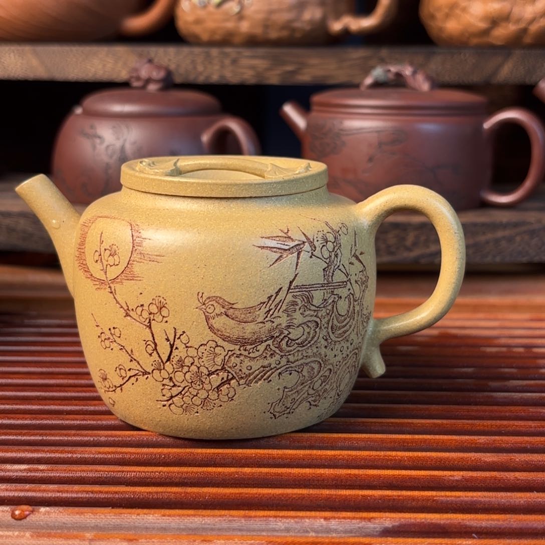 原矿本山段180cc紫砂壶