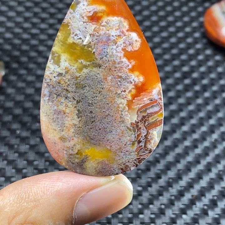 玛瑙/玉髓颈饰未镶嵌用****4