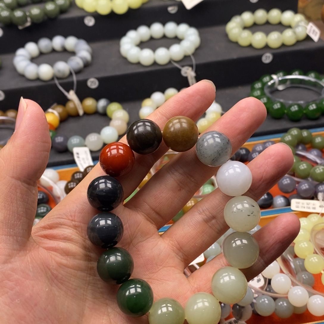 和田玉未镶嵌手链