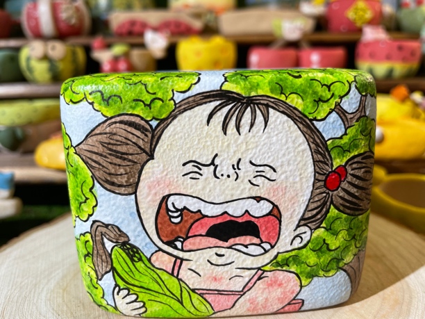 【巨土造物】多肉生石花仙人掌手工手绘花盆大哭的小梅