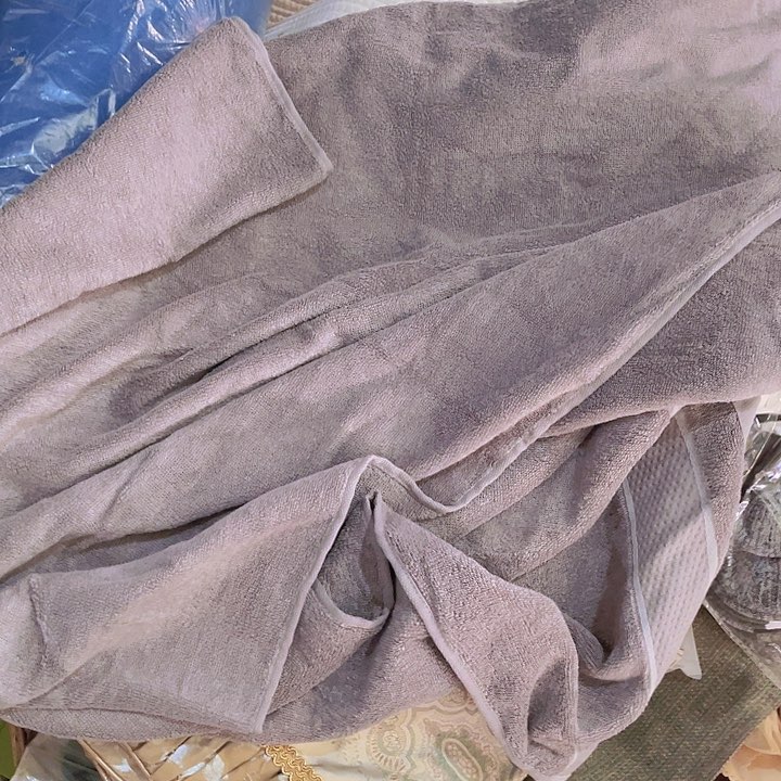 陶瓷花瓶，部分微瑕